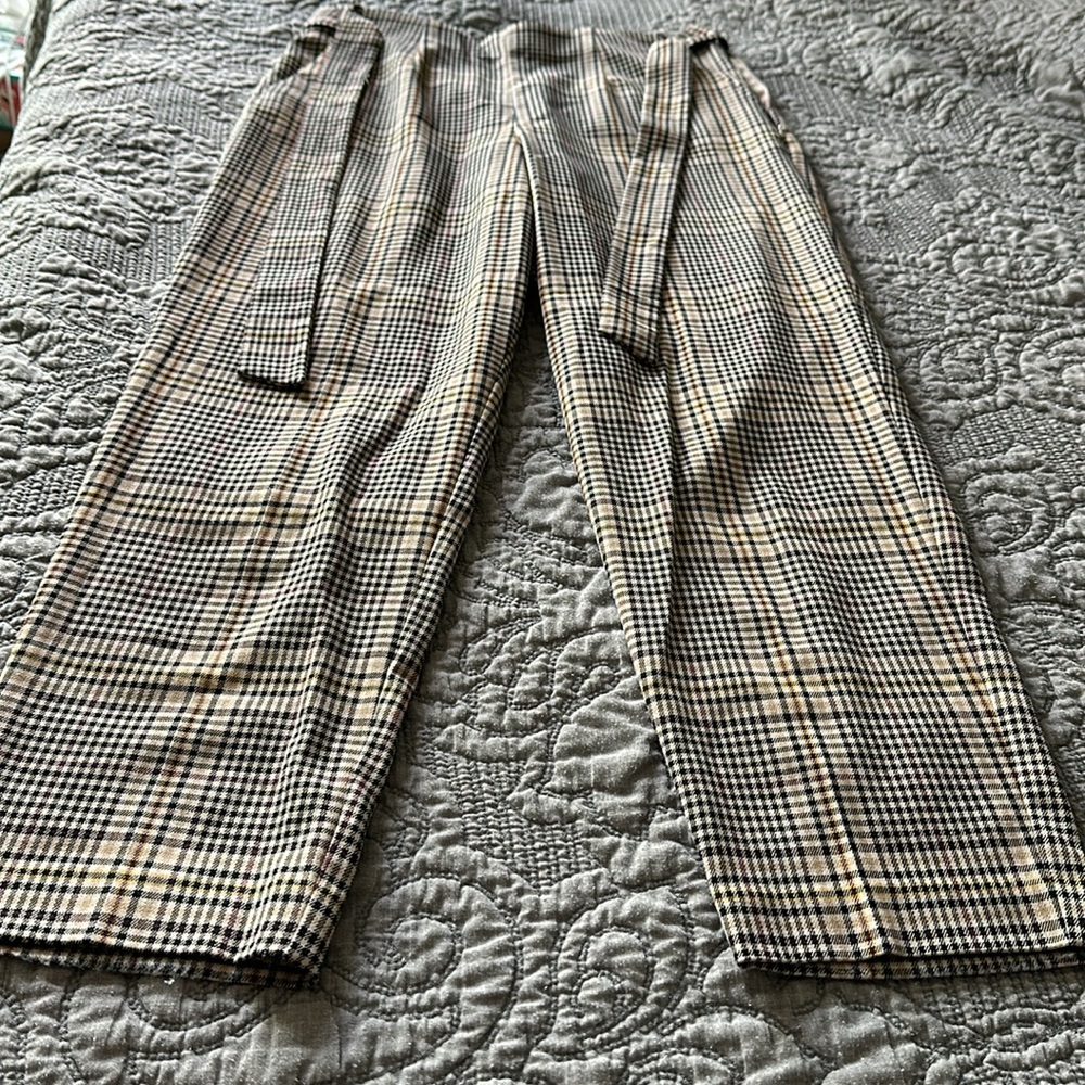 Plaid pants, ankle length, zip side, tie at waist size 8.